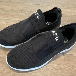 APL tennis shoes